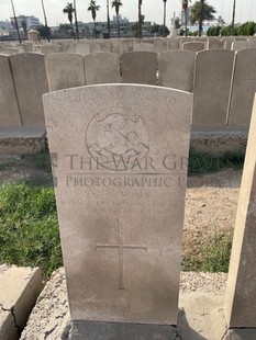 BAGHDAD (NORTH GATE) WAR CEMETERY - BARKER, A J